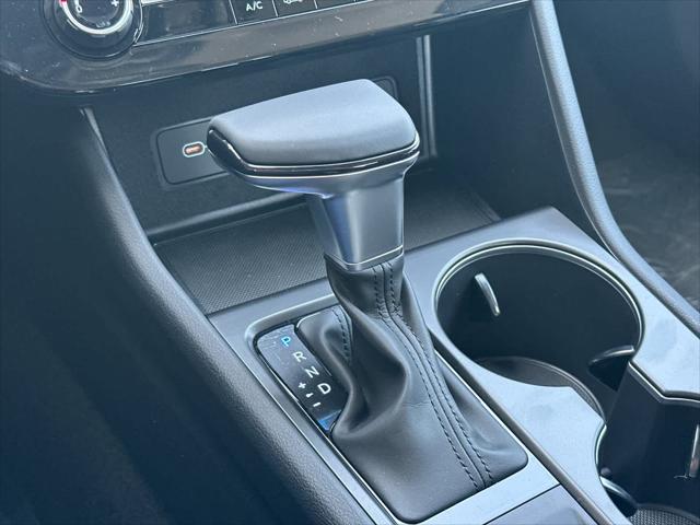2025 Hyundai Sonata SE 21