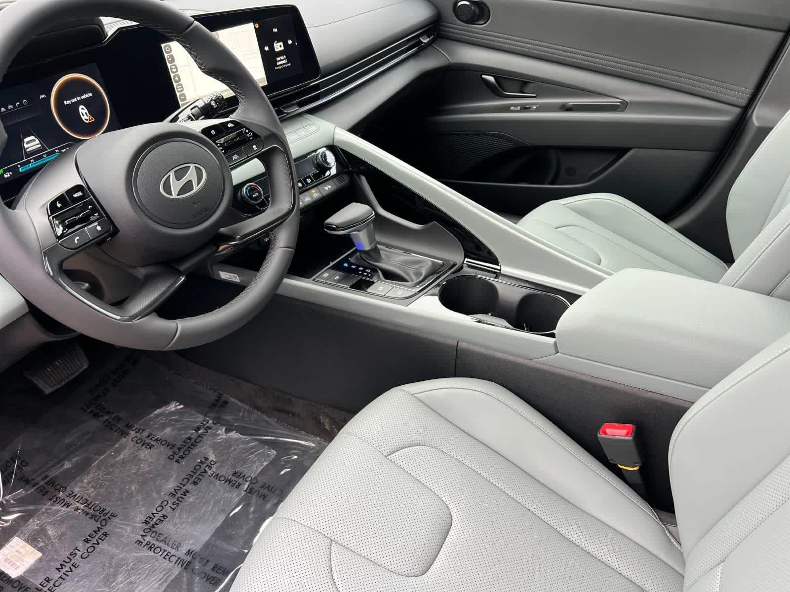 Thumbnail: 2025 Hyundai Elantra - 11