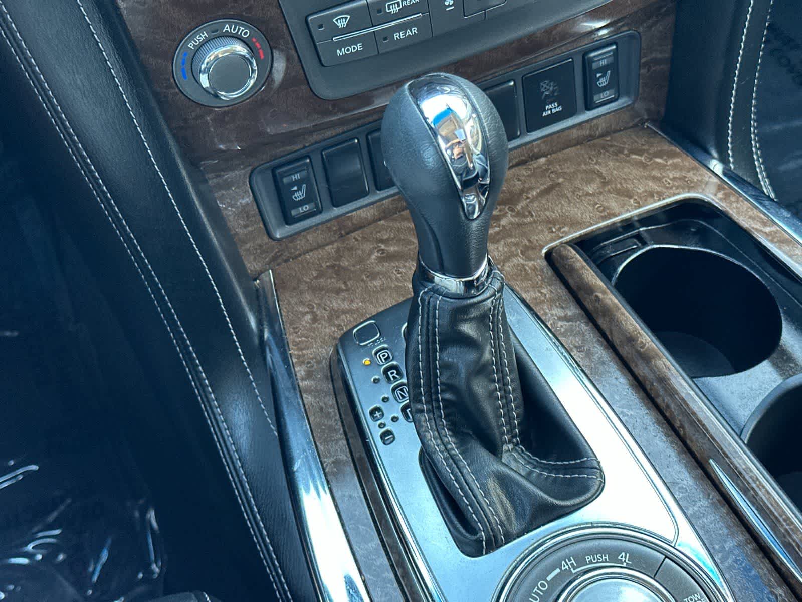 Thumbnail: 2016 INFINITI QX80 - 23