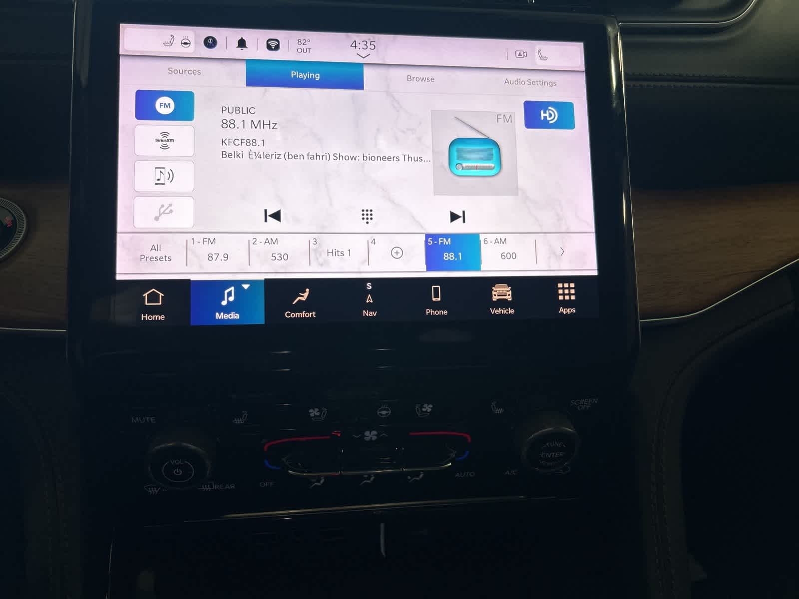 Thumbnail: 2021 Jeep Grand Cherokee L - 29