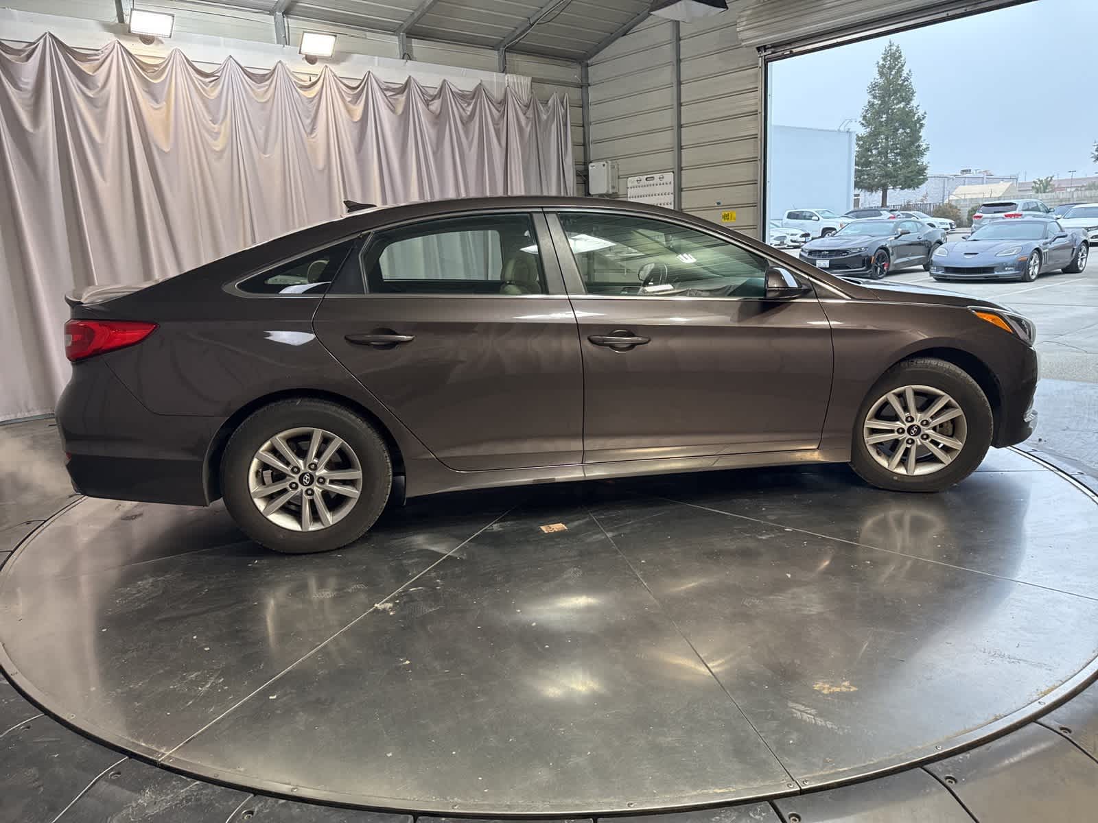 Thumbnail: 2016 Hyundai Sonata - 4