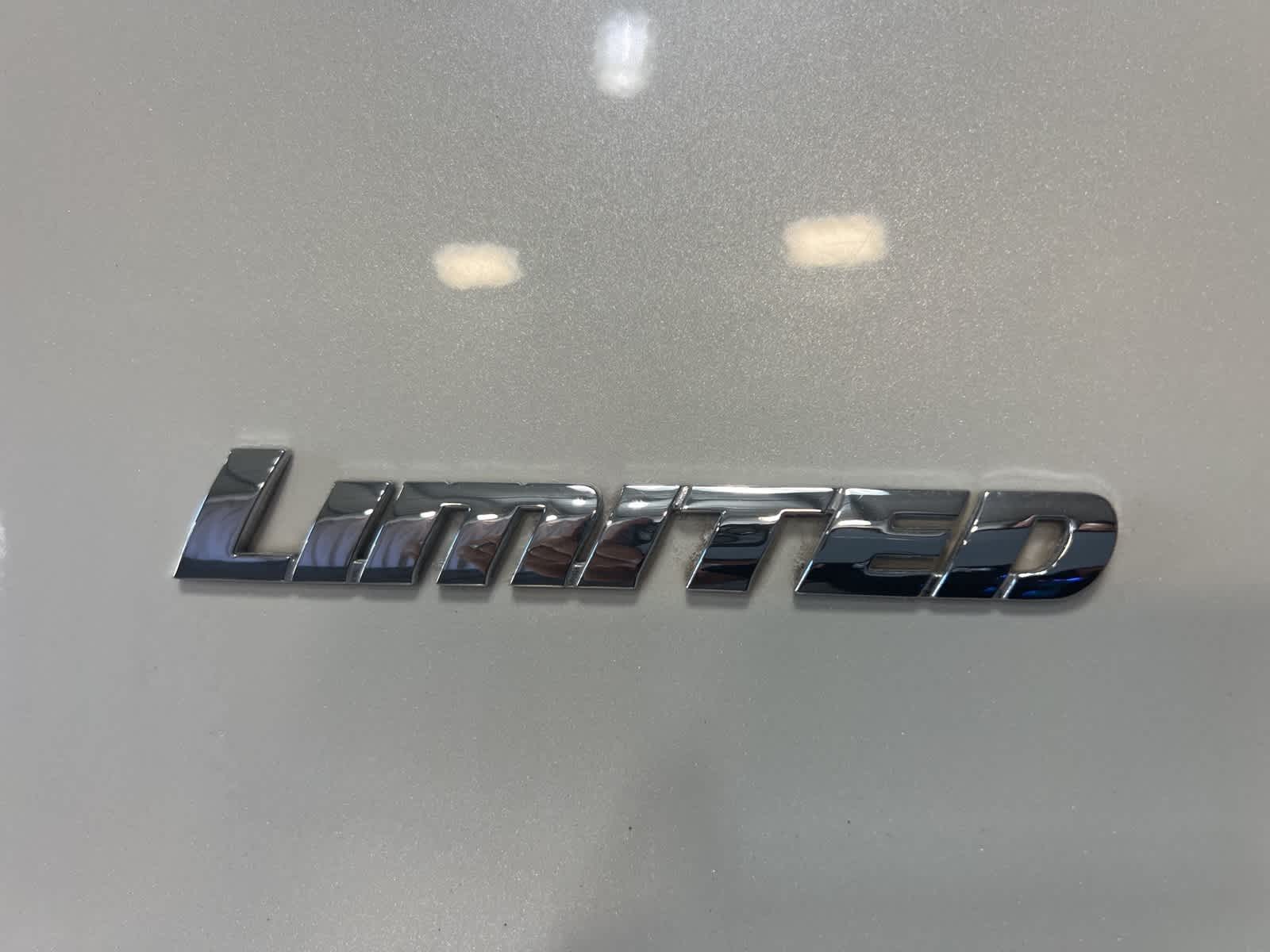 Thumbnail: 2015 Toyota 4Runner - 10