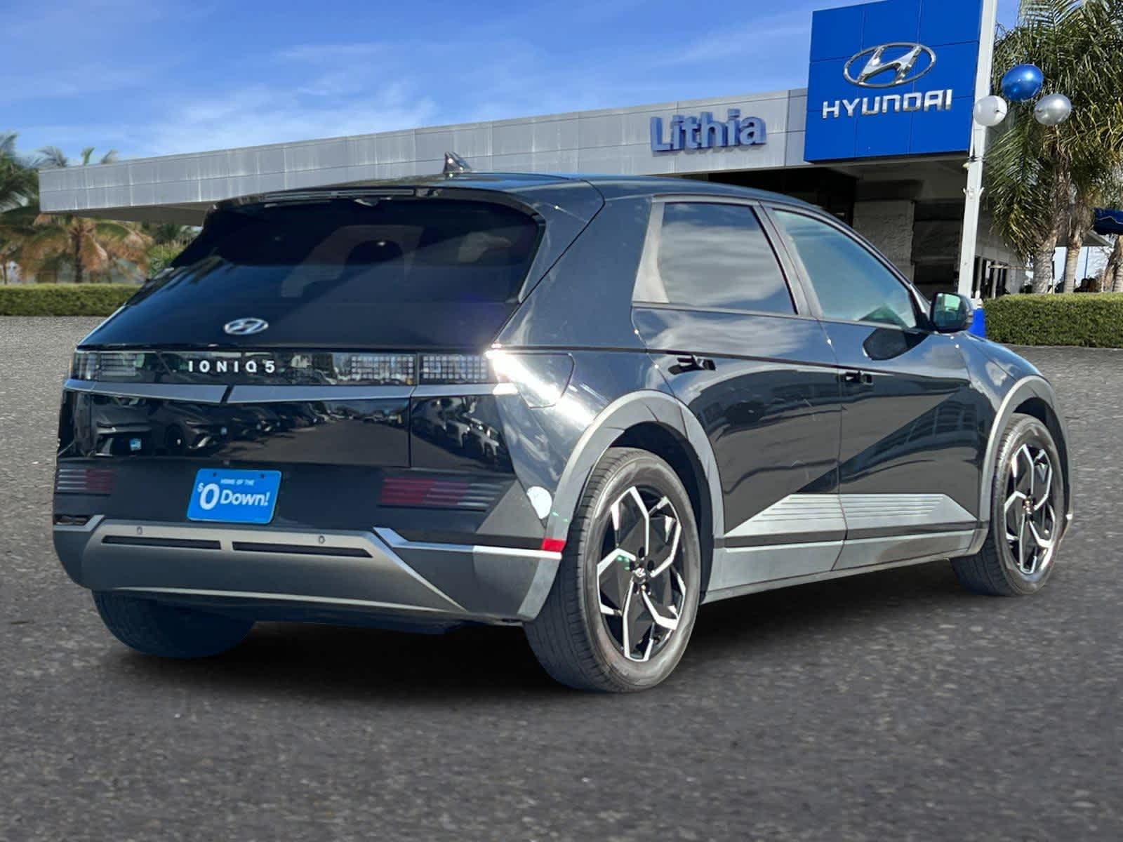 Thumbnail: 2023 Hyundai Ioniq 5 - 3