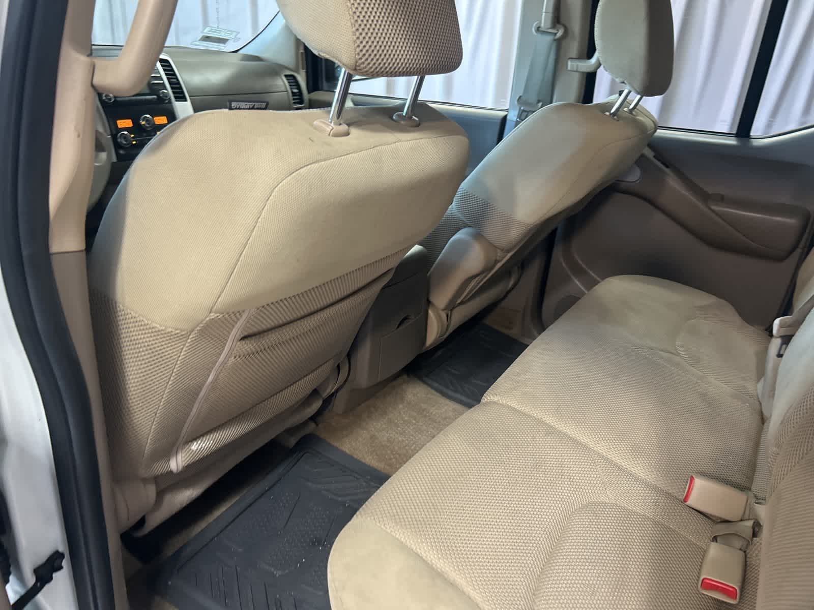 Thumbnail: 2014 Nissan Frontier - 19