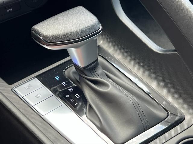 Thumbnail: 2025 Hyundai Elantra - 21