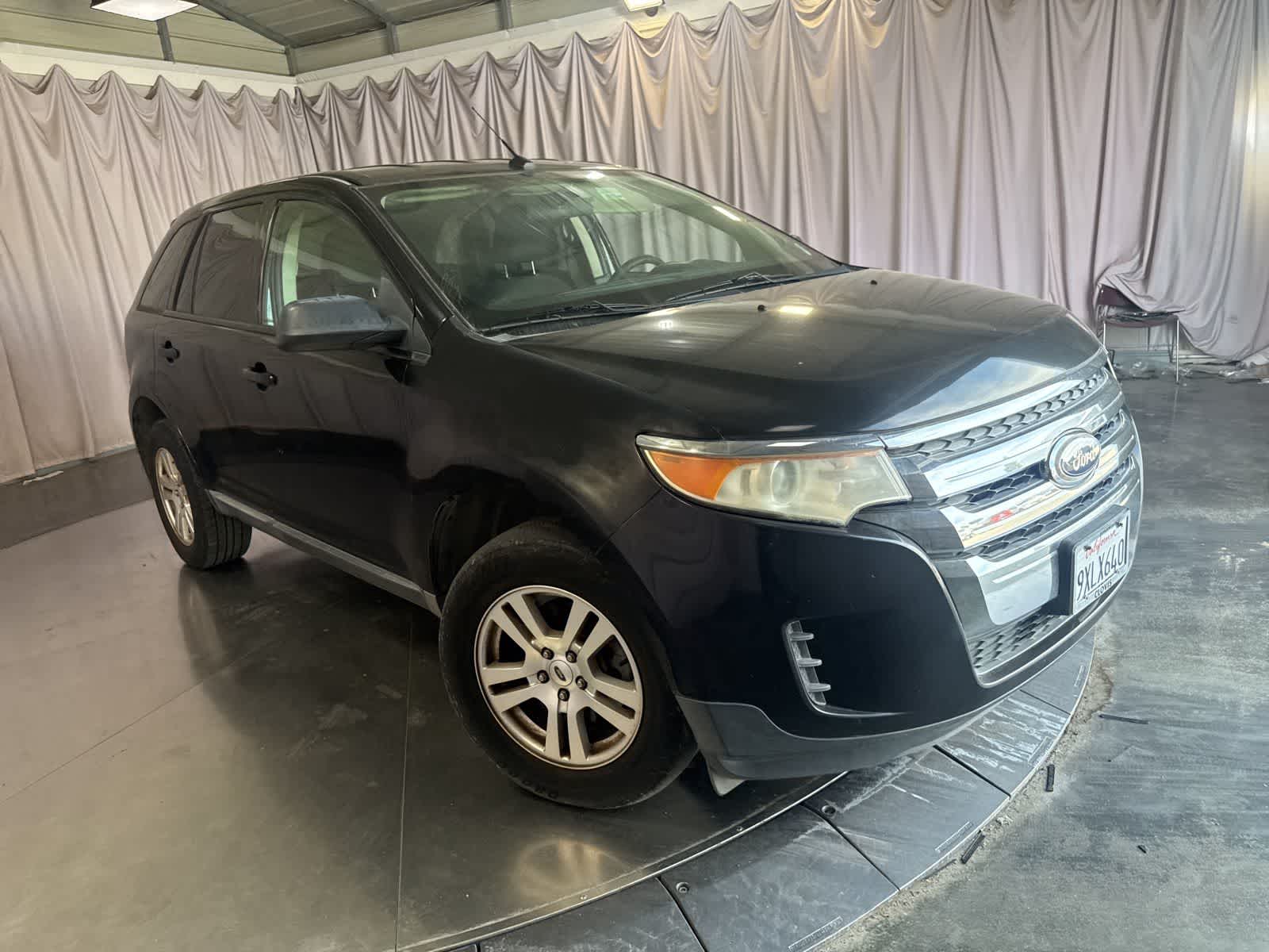 Thumbnail: 2011 Ford Edge - 3