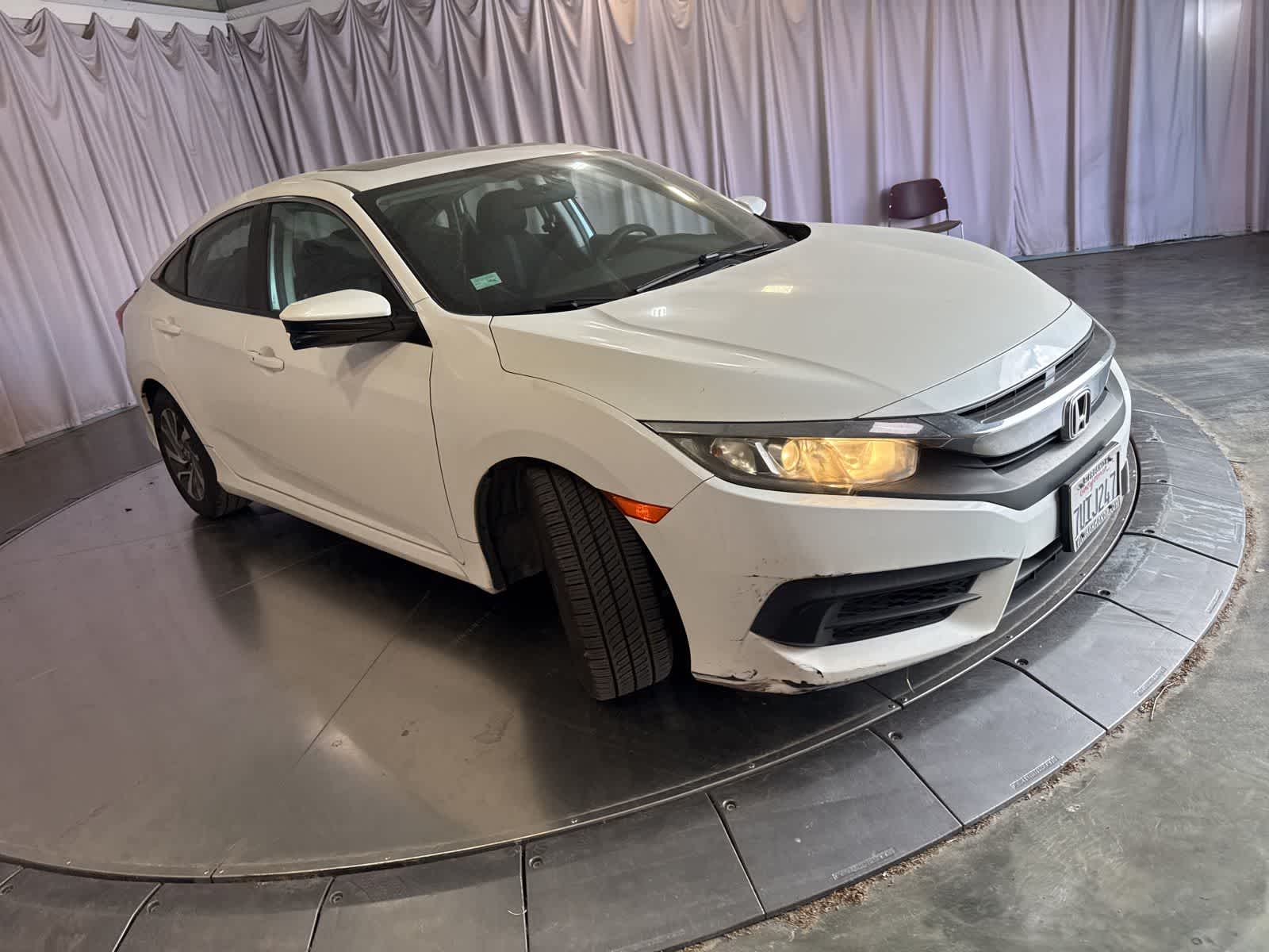 Thumbnail: 2016 Honda Civic - 2