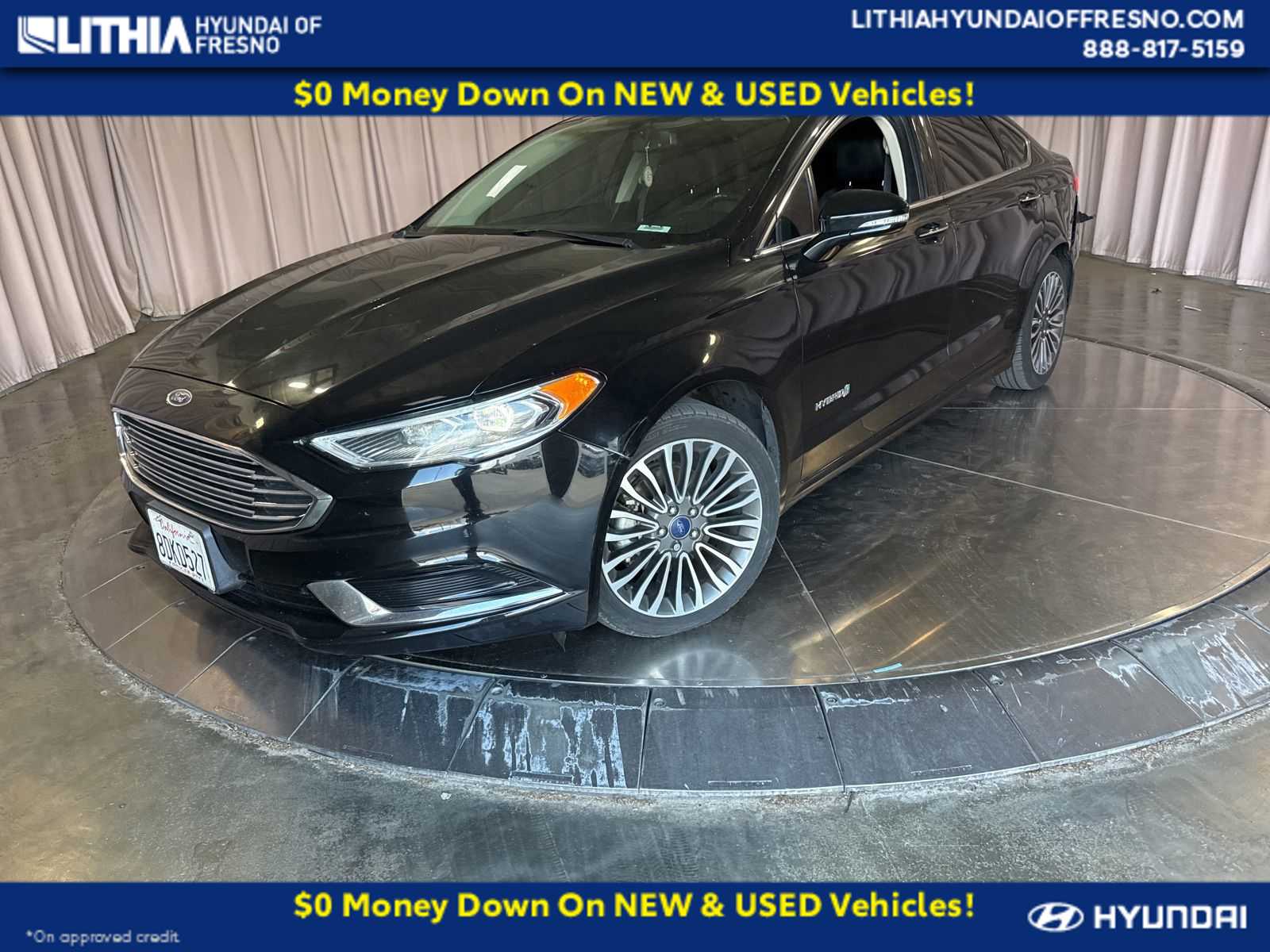 2018 Ford Fusion SE's photo