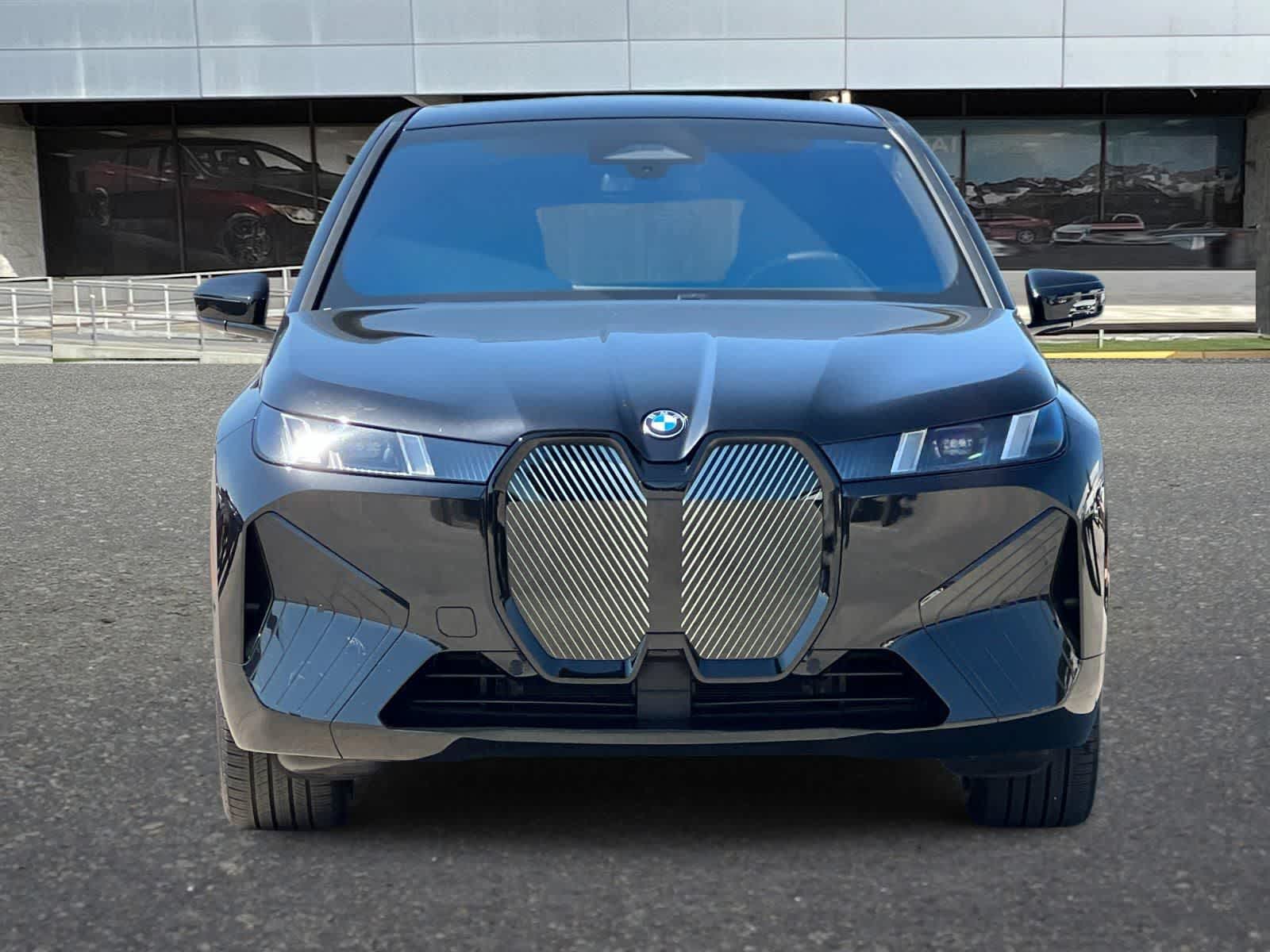 Thumbnail: 2026 BMW iX - 11