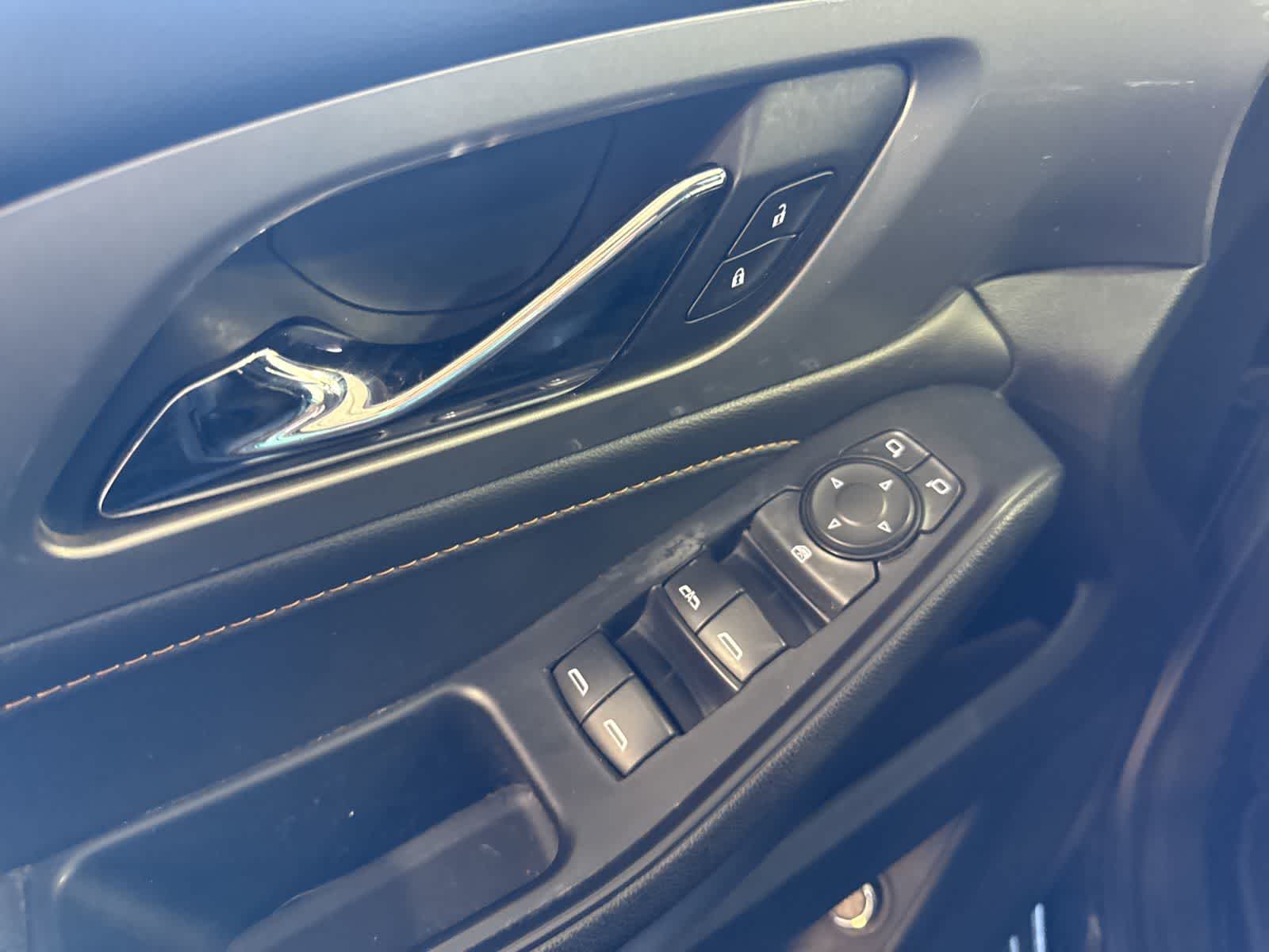 Thumbnail: 2021 Chevrolet Traverse - 20