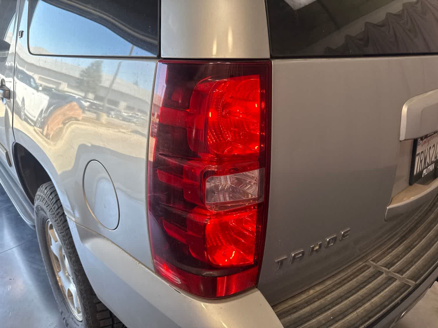 Thumbnail: 2011 Chevrolet Tahoe - 10