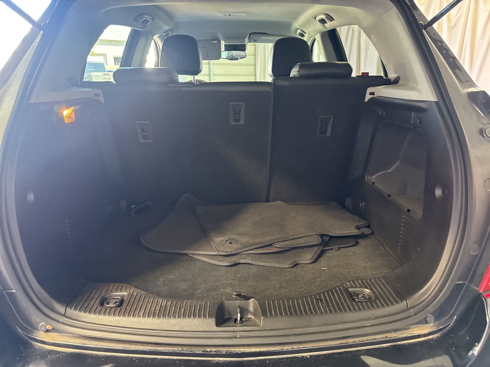 Thumbnail: 2021 Chevrolet Trax - 14