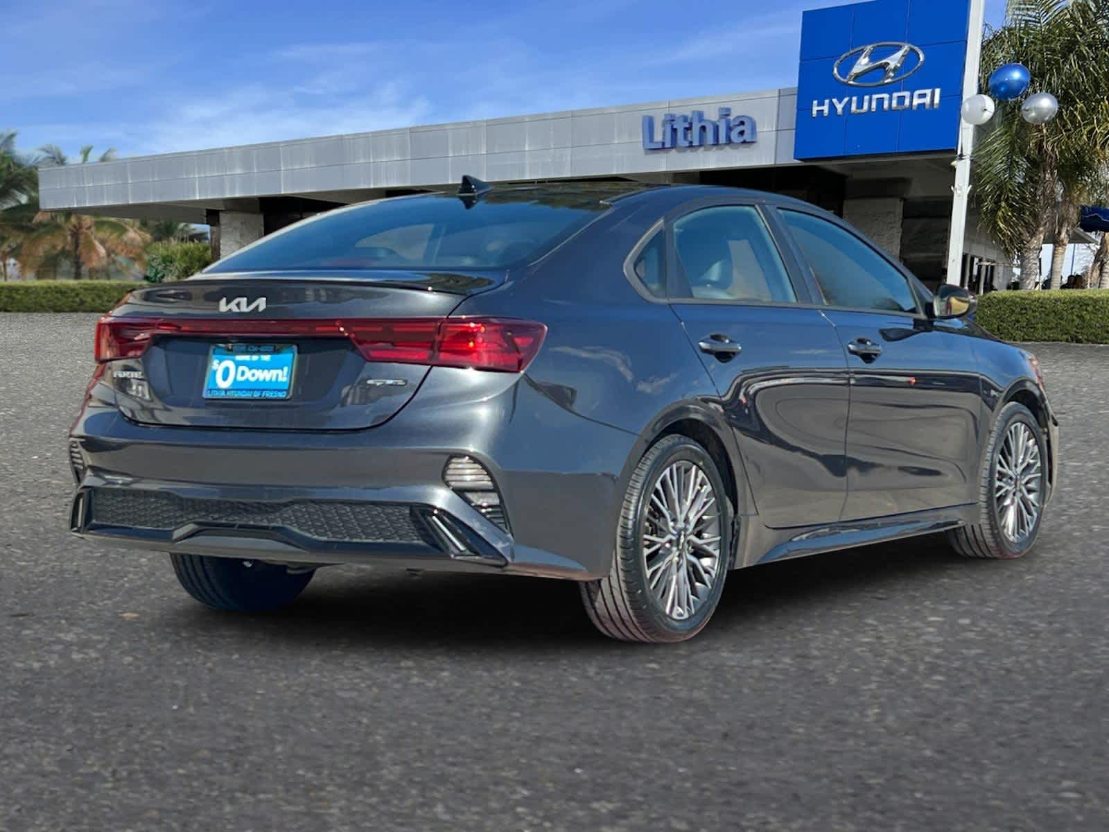 Thumbnail: 2022 Kia Forte - 3