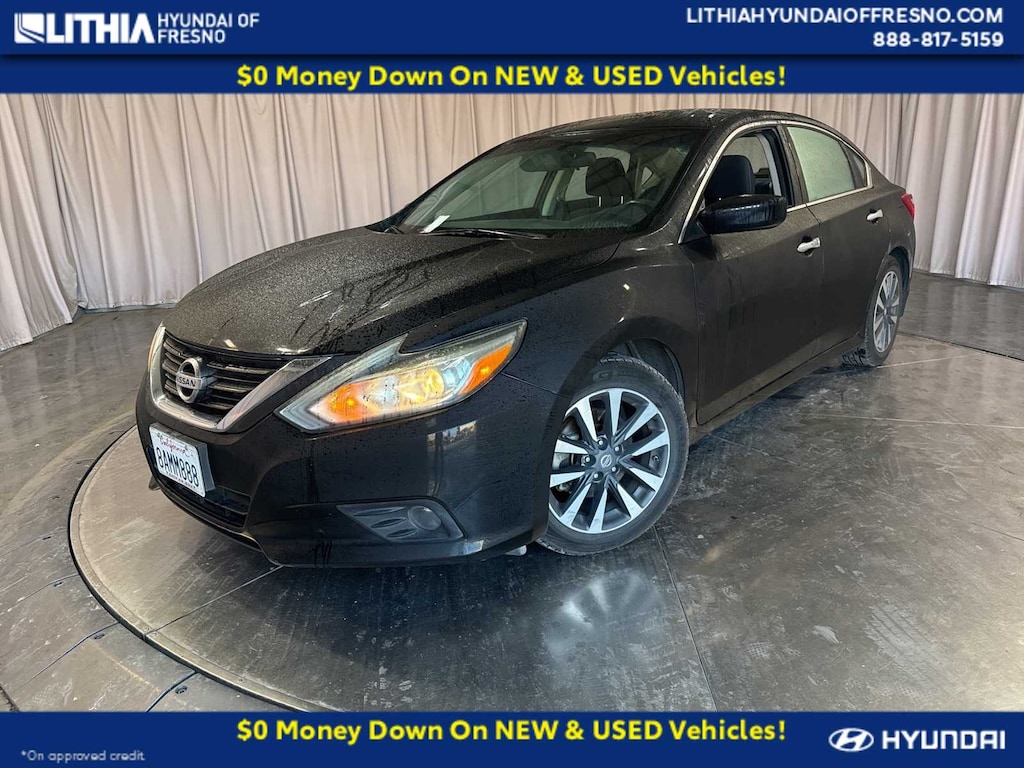 Used 2017 Nissan Altima 2.5 SV Sedan