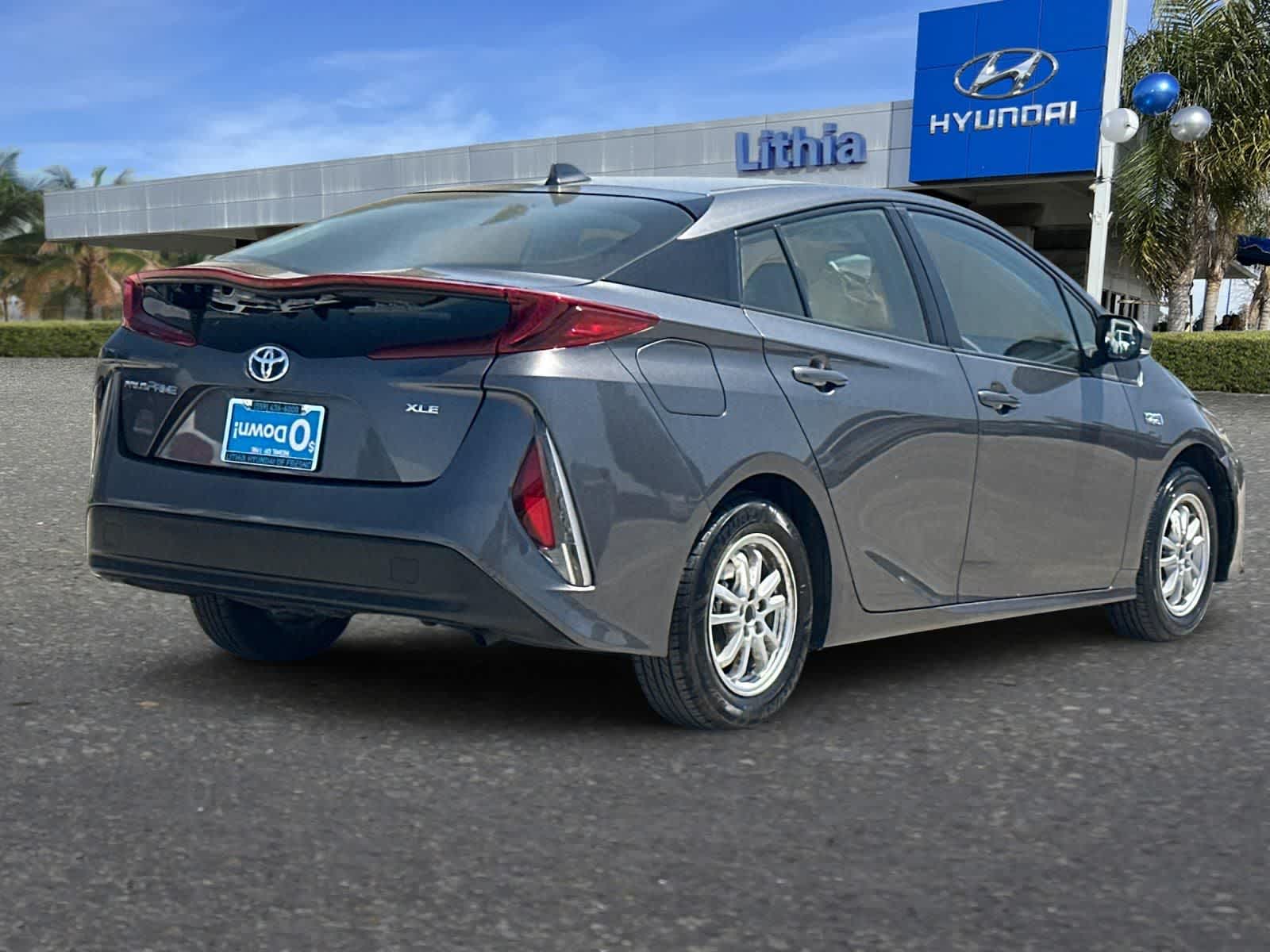 Thumbnail: 2022 Toyota Prius Prime - 3