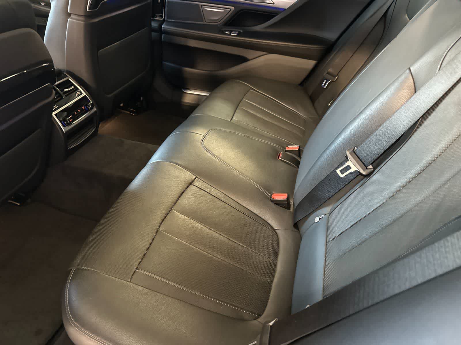 Thumbnail: 2019 BMW 7 Series - 4
