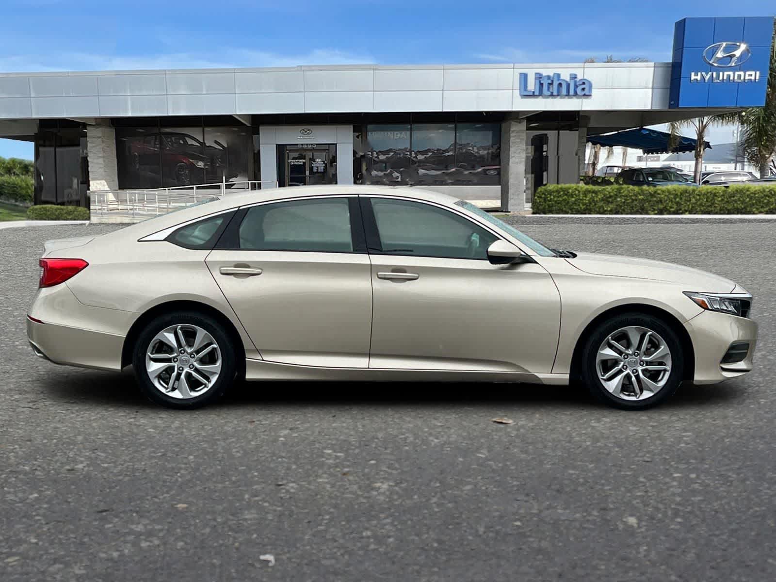 Thumbnail: 2018 Honda Accord - 9