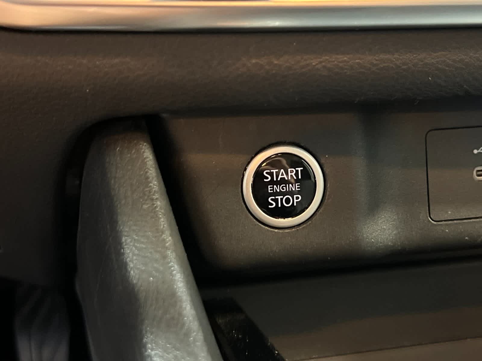 Thumbnail: 2023 Nissan Rogue - 22