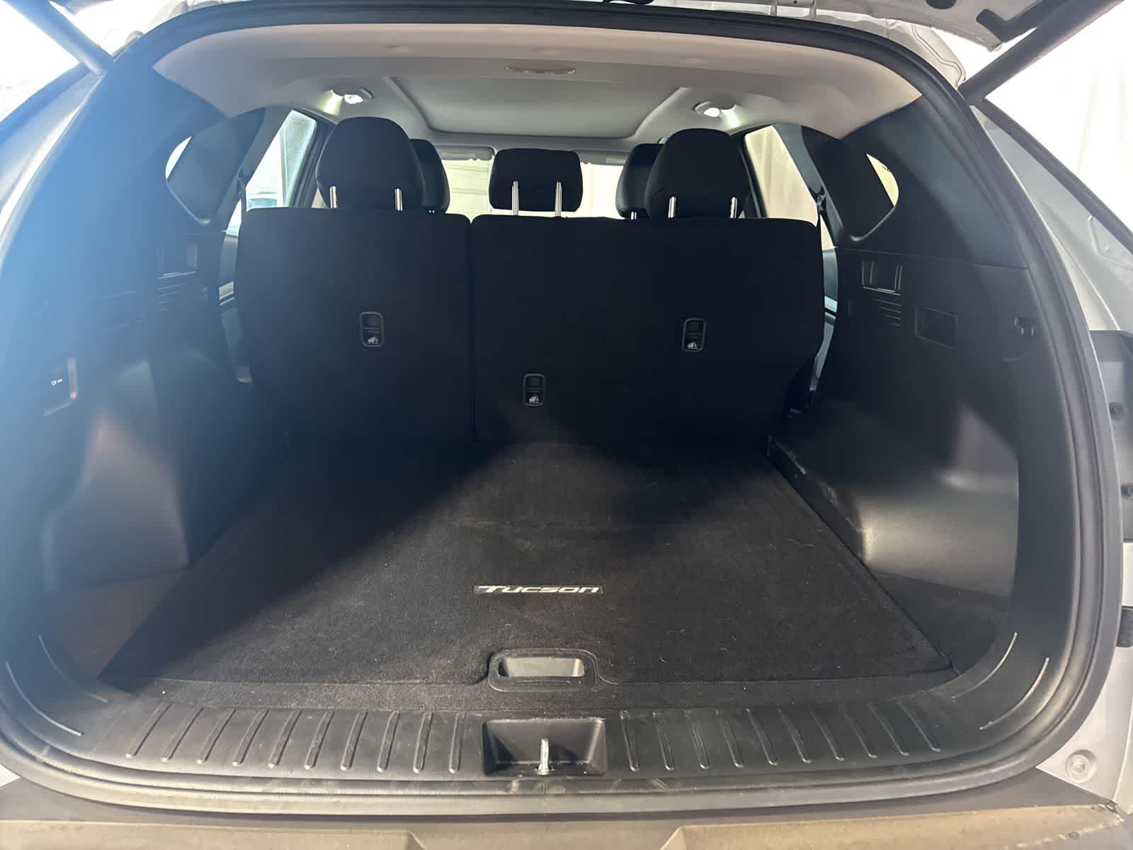 Thumbnail: 2022 Hyundai Tucson - 16