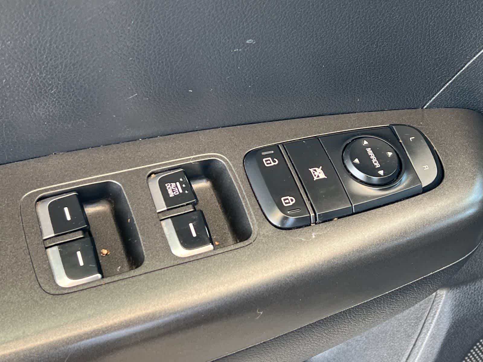 Thumbnail: 2018 Kia Sportage - 14