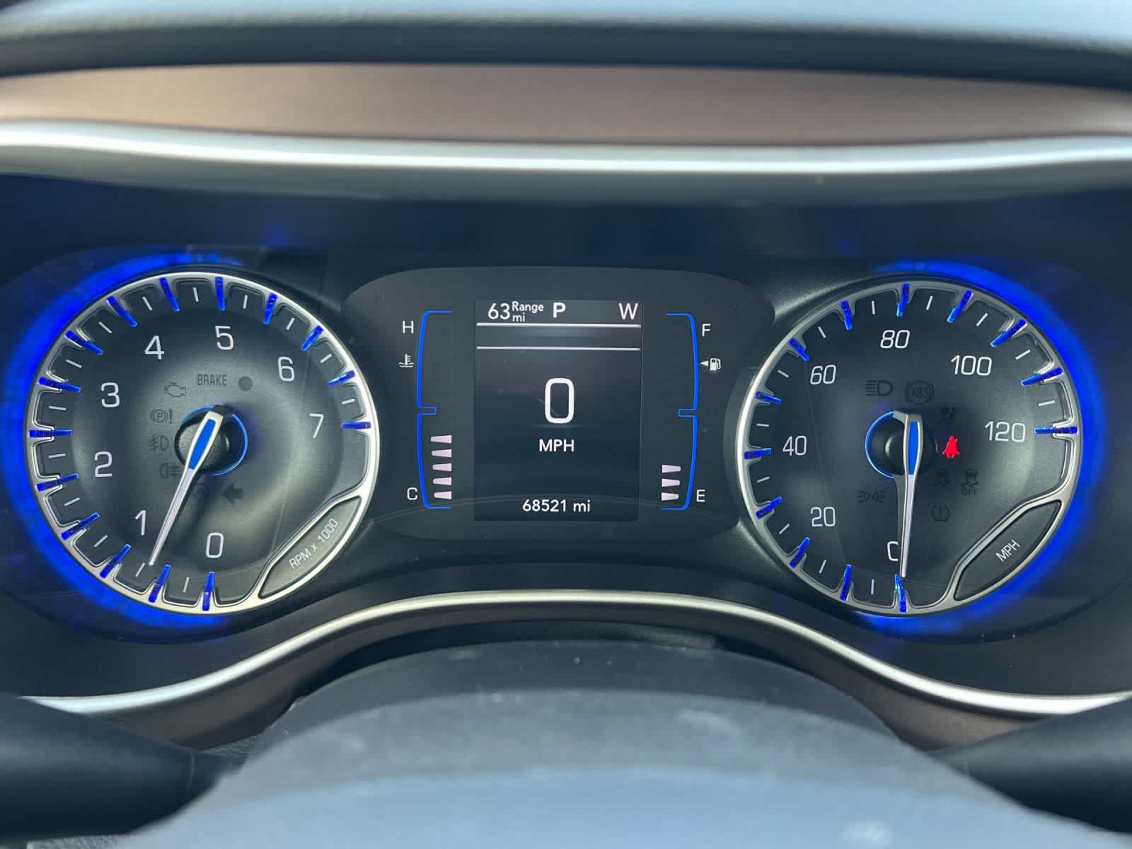 Thumbnail: 2023 Chrysler Voyager - 26