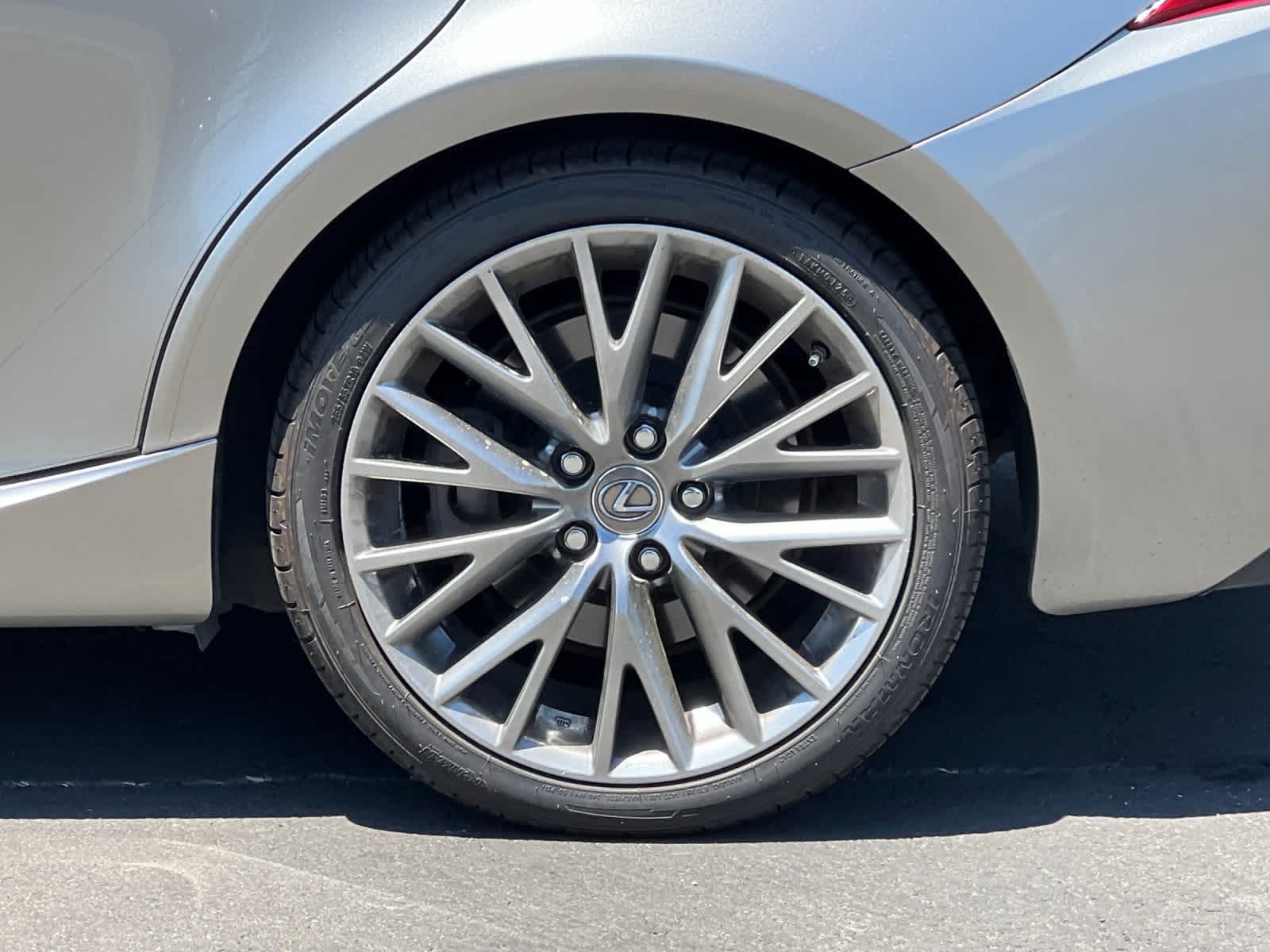 Thumbnail: 2019 Lexus IS - 26