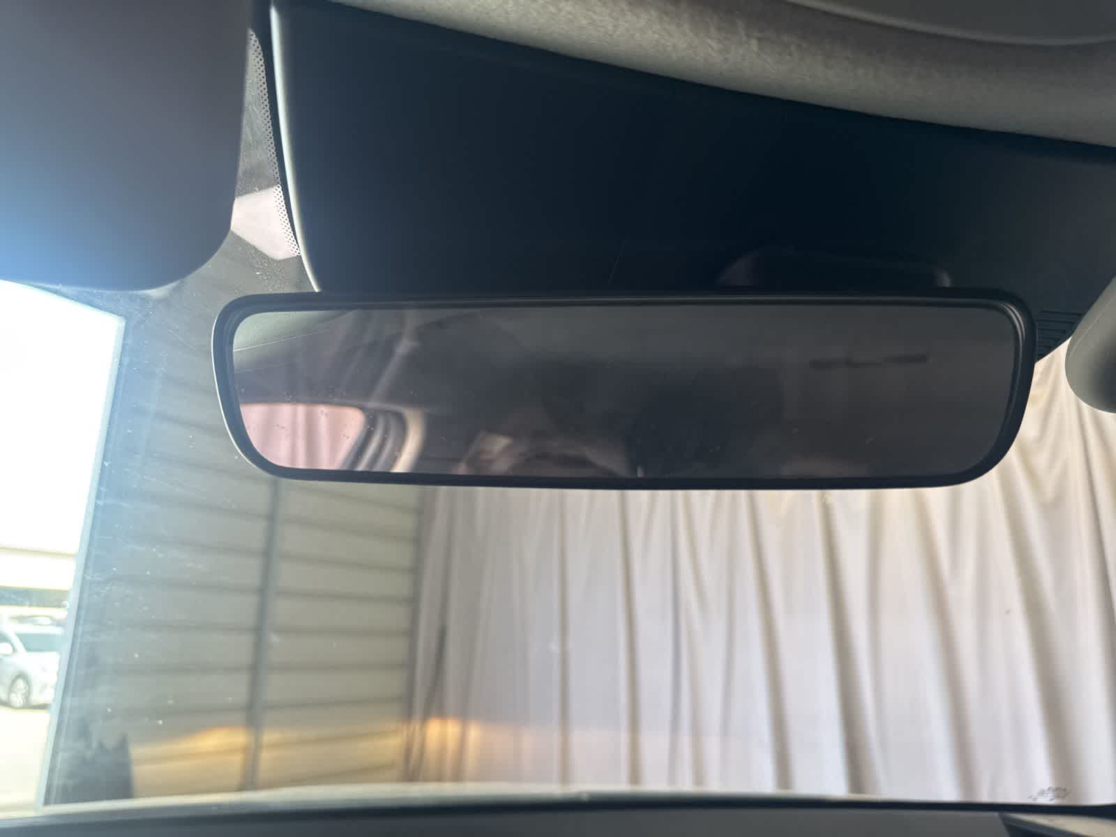 Thumbnail: 2023 Kia Niro - 23