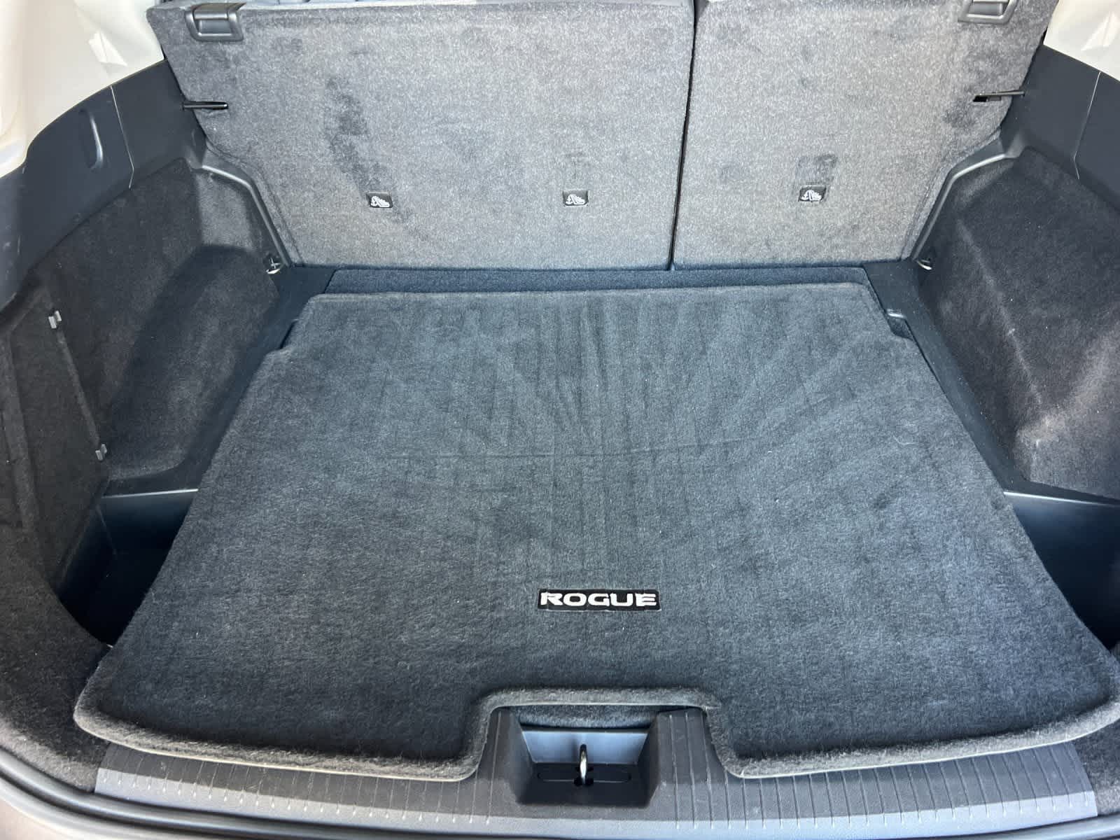 Thumbnail: 2023 Nissan Rogue - 15