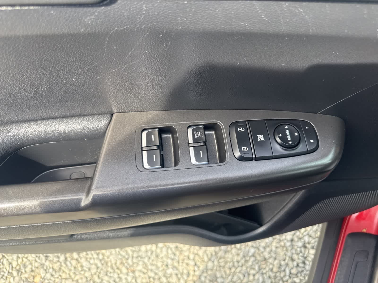 Thumbnail: 2017 Kia Sportage - 18