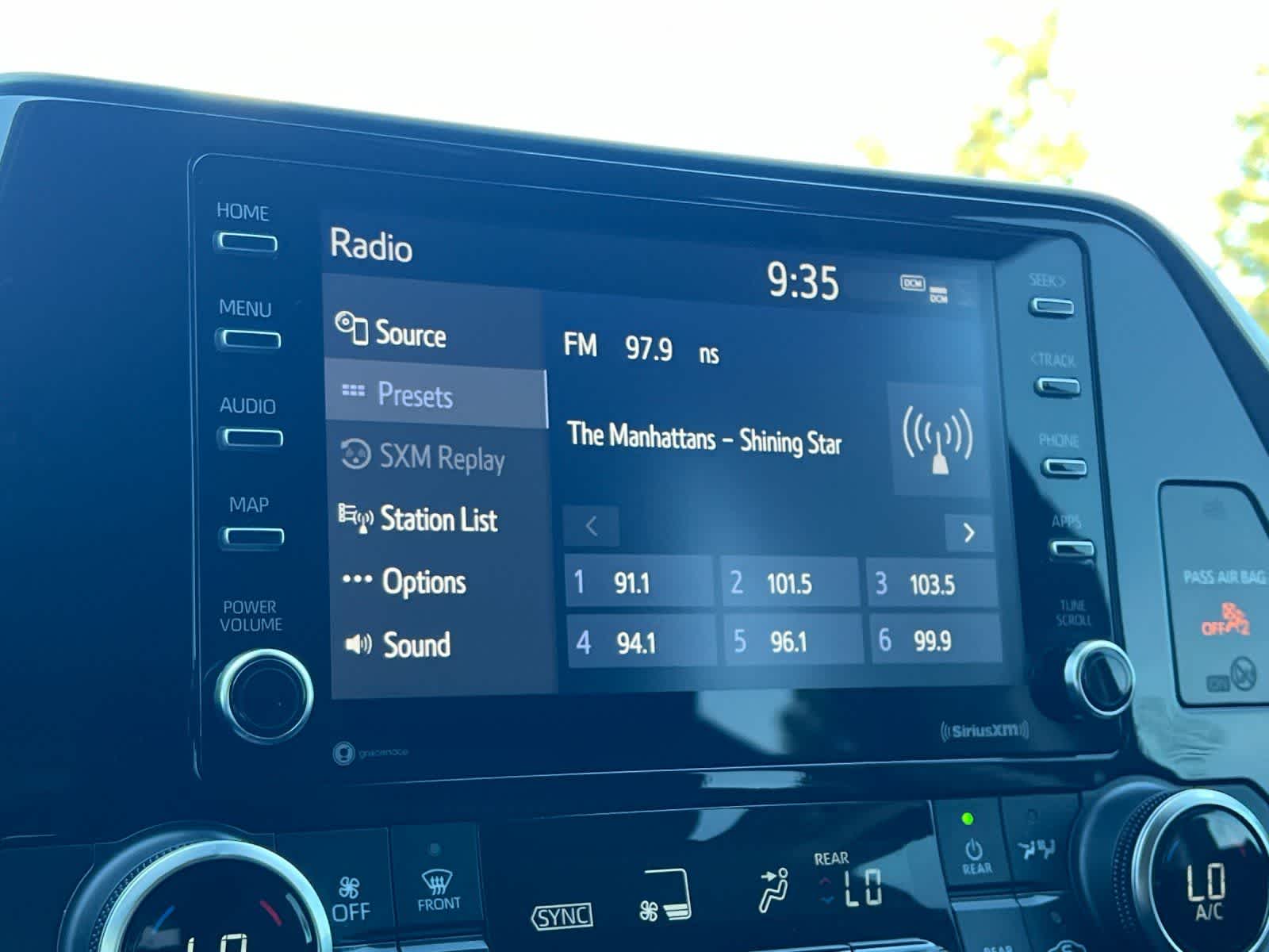 Thumbnail: 2021 Toyota Highlander - 20