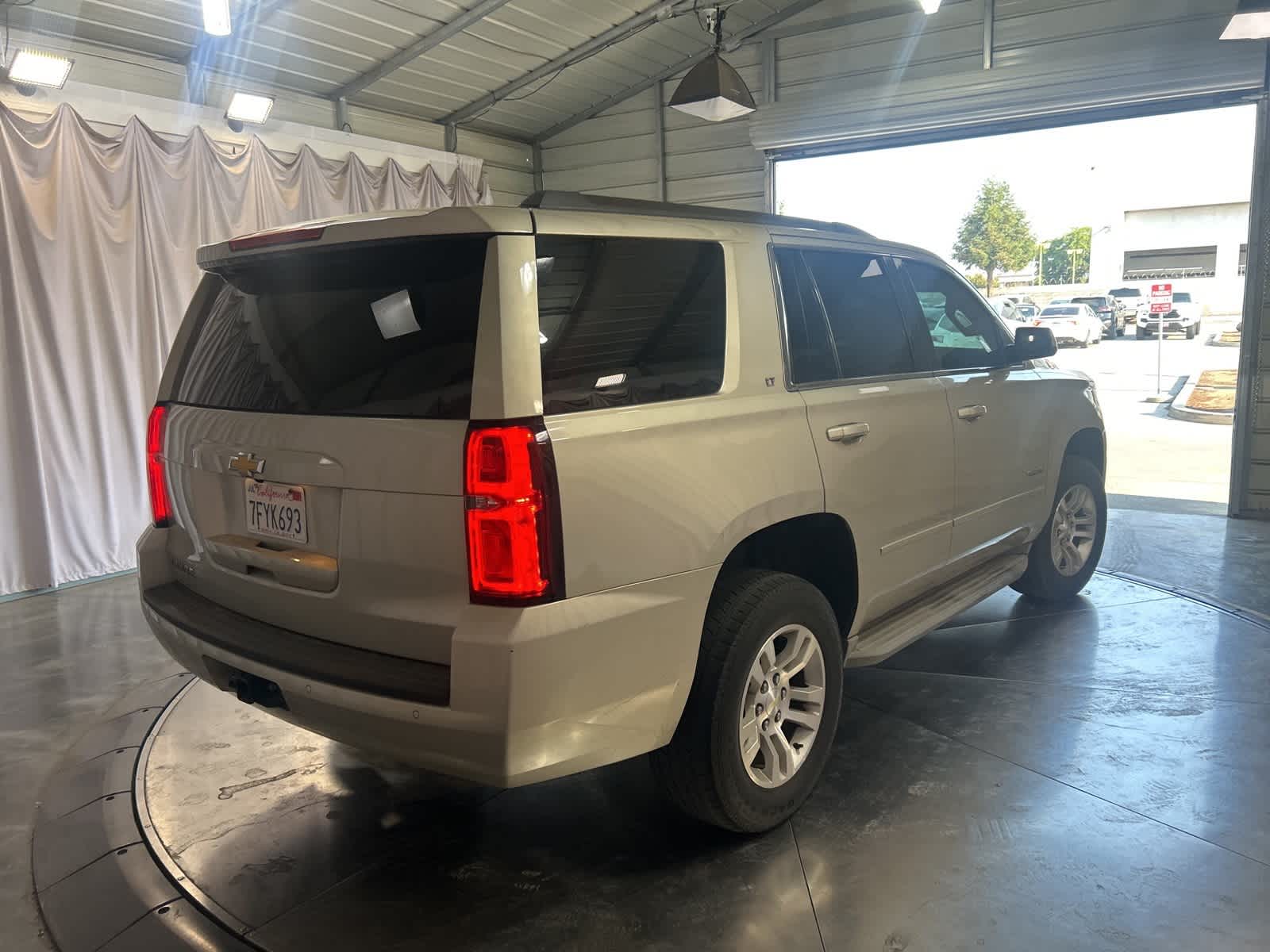 Thumbnail: 2015 Chevrolet Tahoe - 9