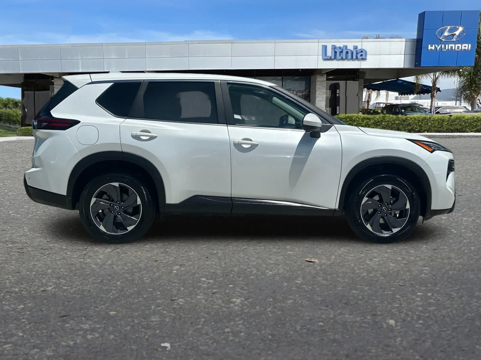 Thumbnail: 2024 Nissan Rogue - 8