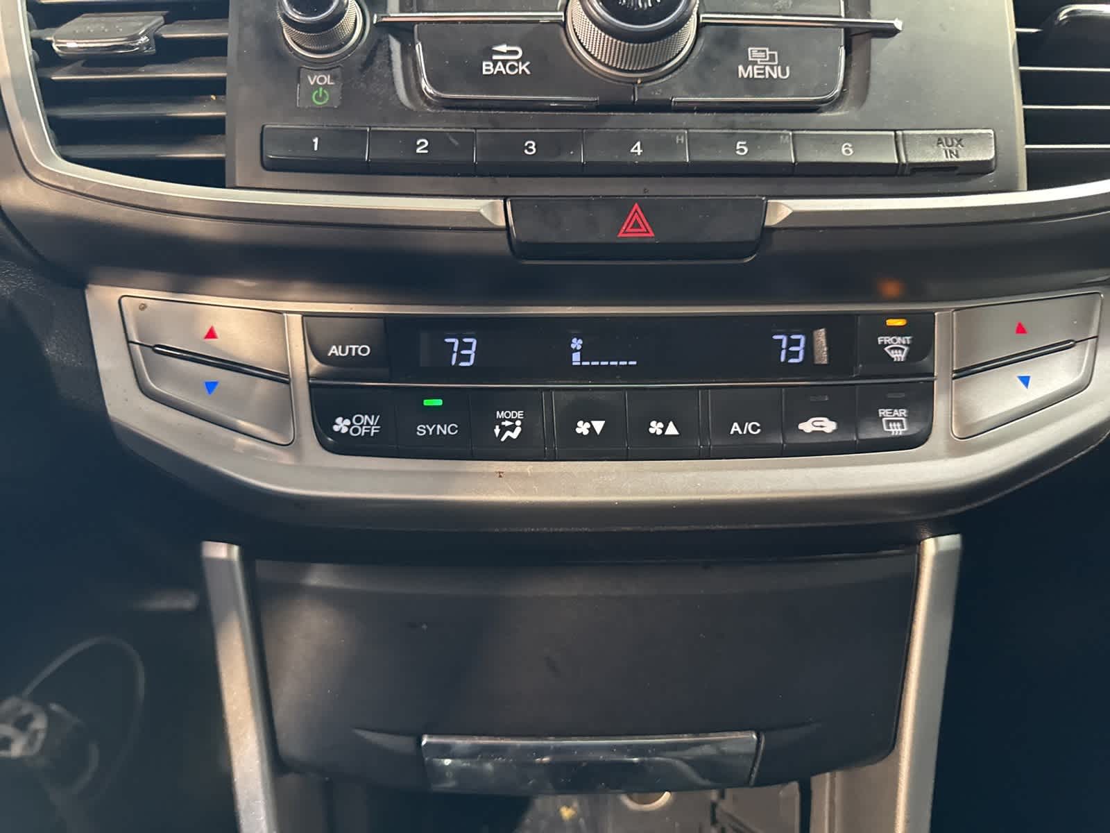 Thumbnail: 2015 Honda Accord - 23