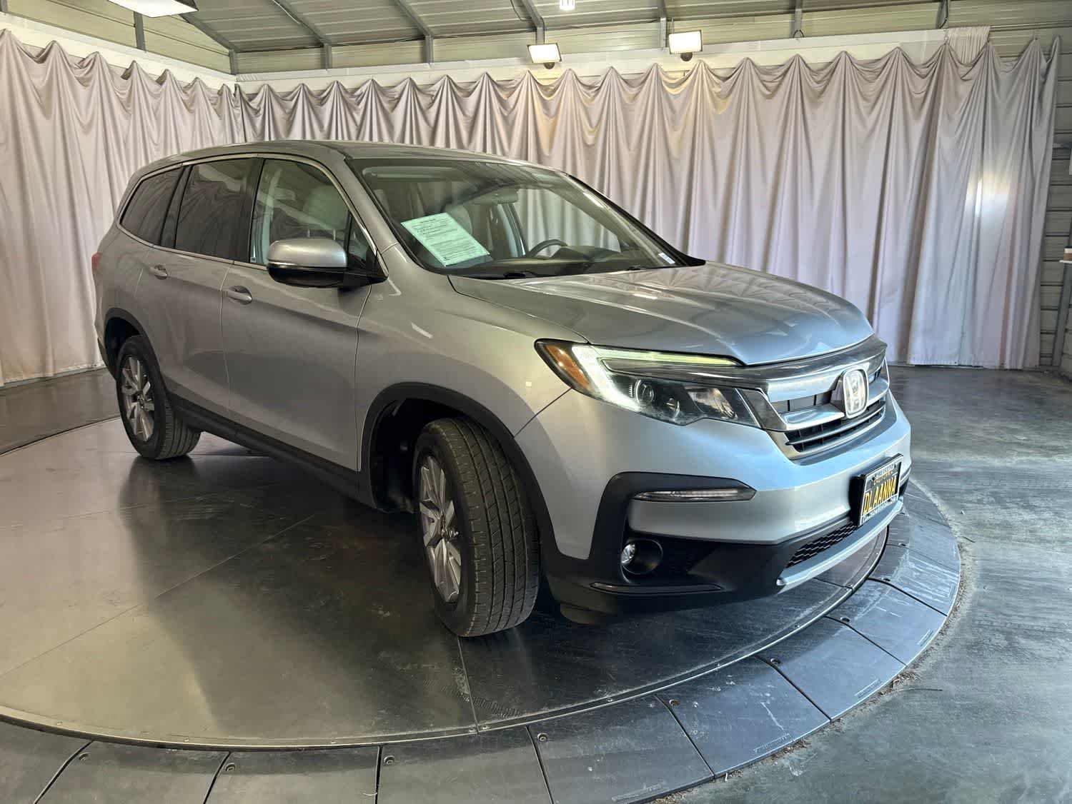 2020 Honda Pilot EX FWD photo 2