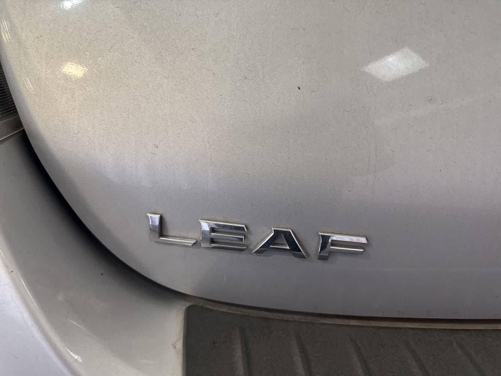 Thumbnail: 2015 Nissan Leaf - 9