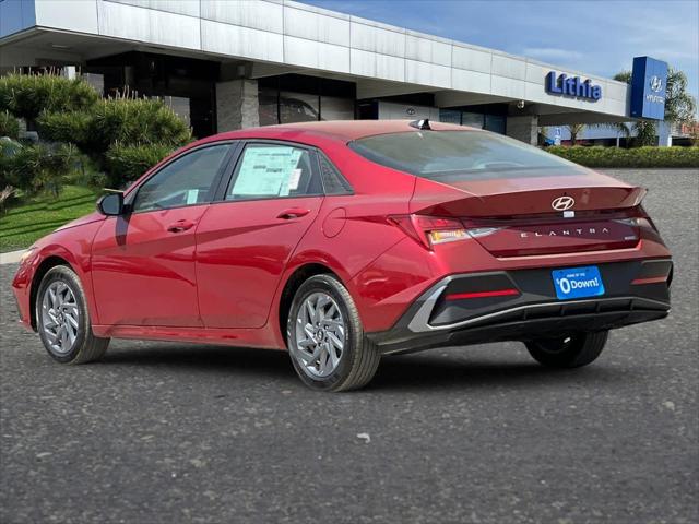 2025 Hyundai Elantra Blue 7
