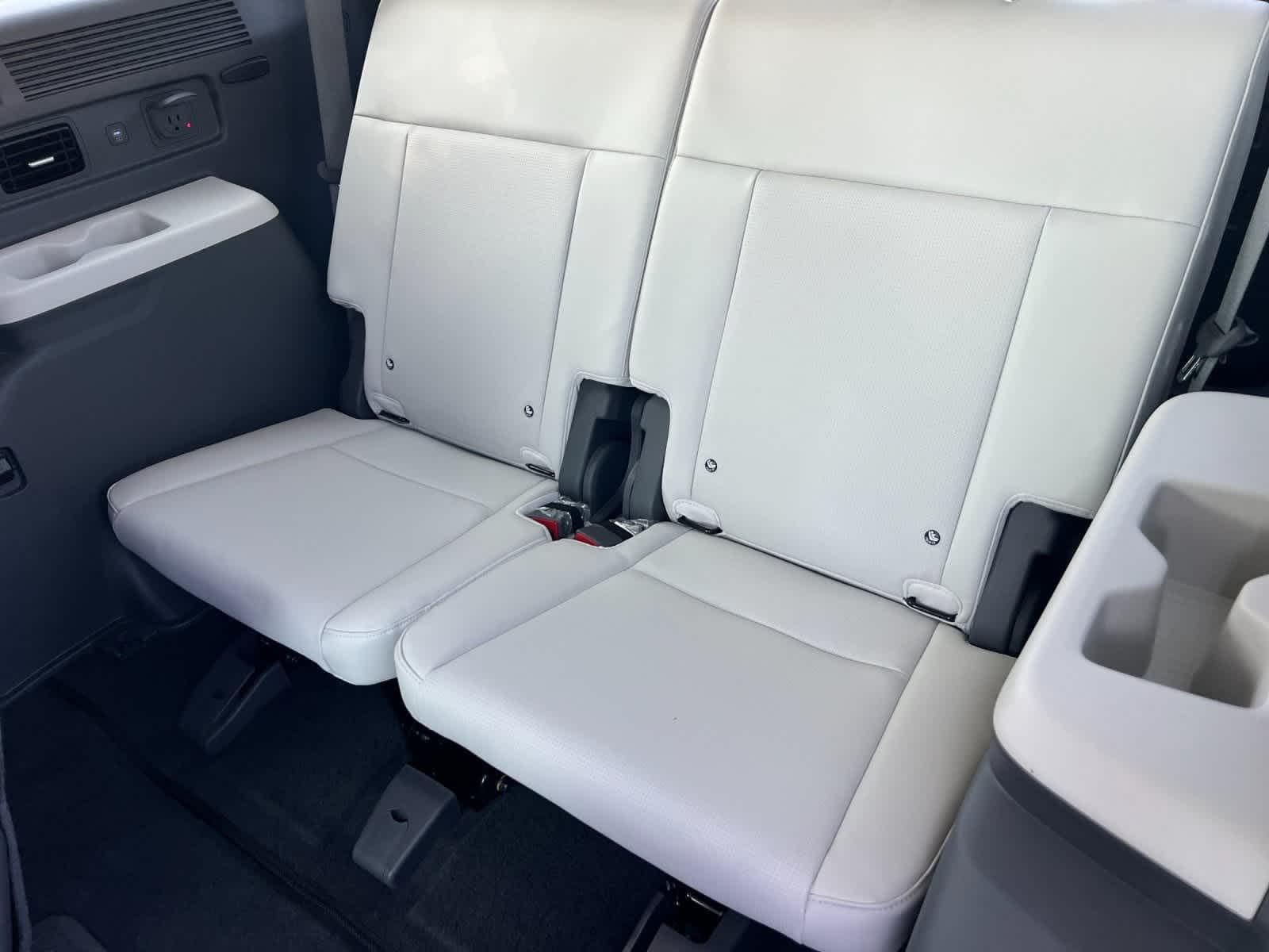 Thumbnail: 2026 Hyundai Santa Fe - 15