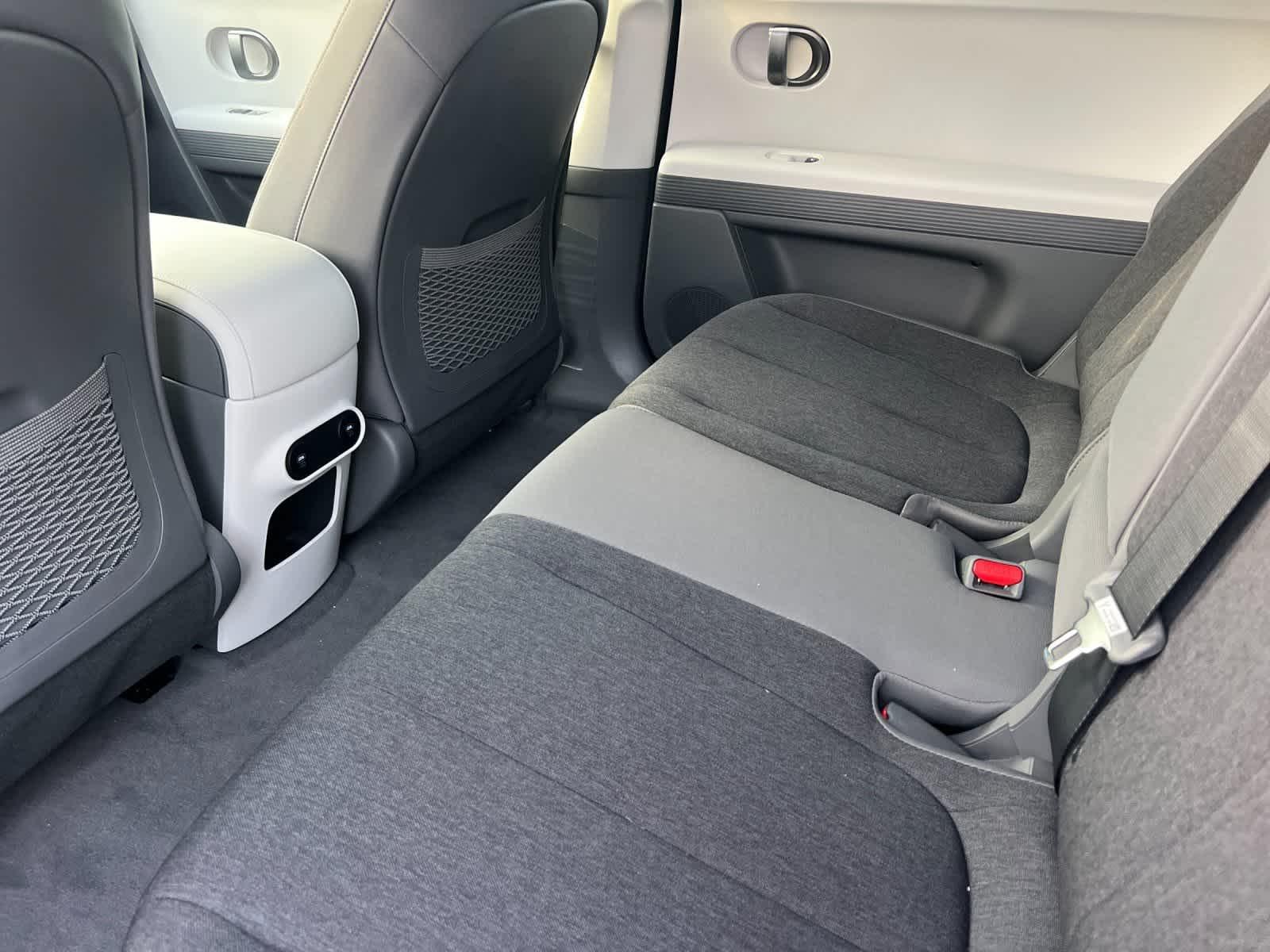 Thumbnail: 2026 Hyundai Ioniq 5 - 4