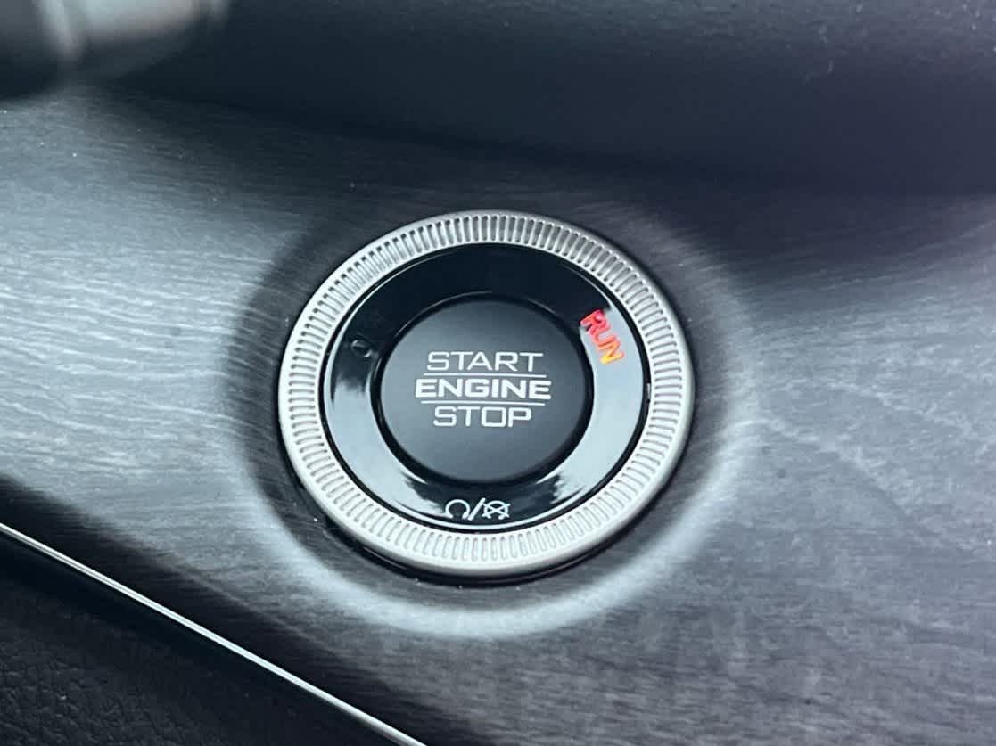 Thumbnail: 2024 Jeep Grand Cherokee - 22