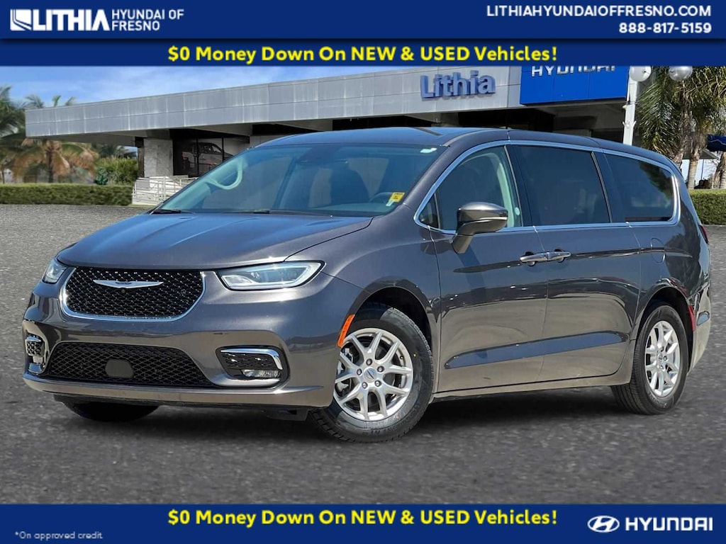 Used 2023 Chrysler Pacifica Touring L Van Passenger Van