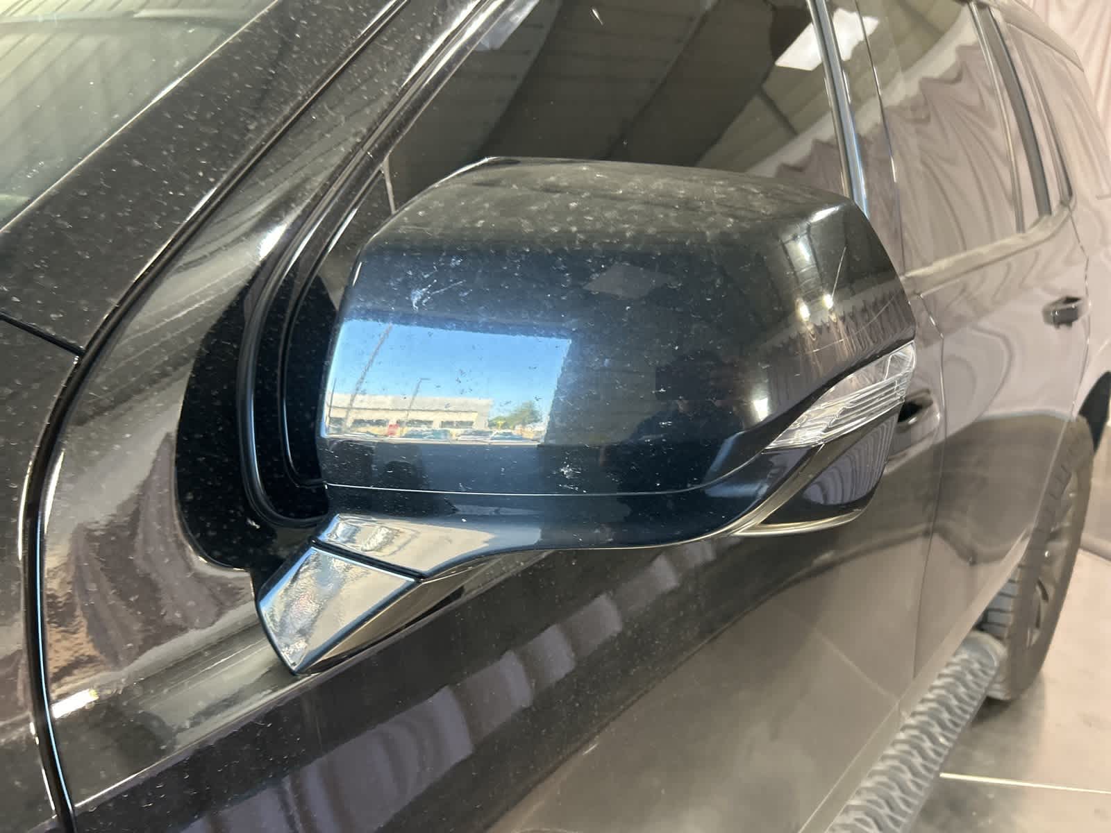 Thumbnail: 2021 Chevrolet Tahoe - 17