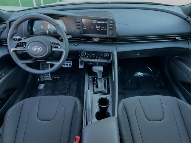 Thumbnail: 2025 Hyundai Elantra - 4