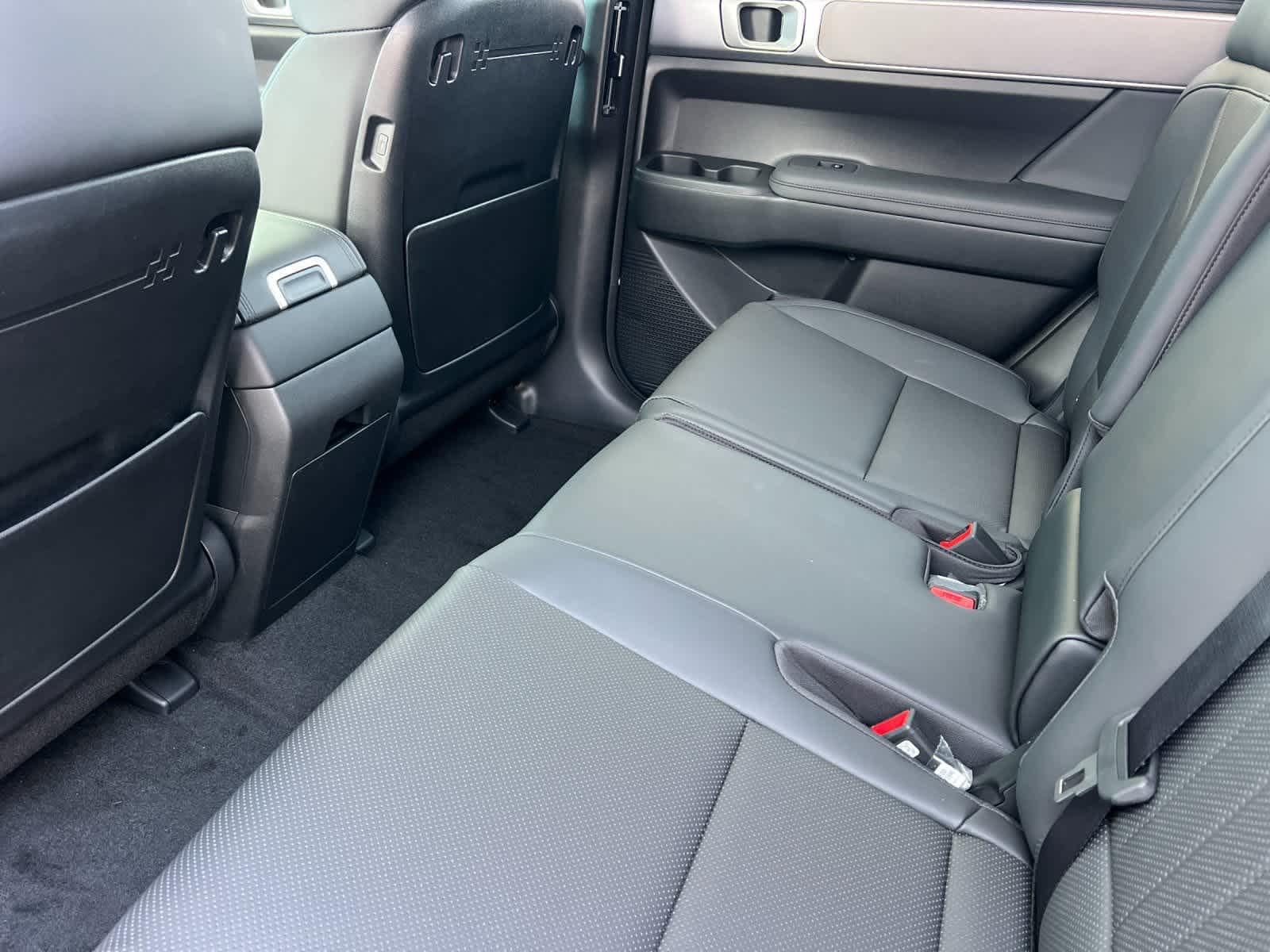 Thumbnail: 2026 Hyundai Santa Fe - 4