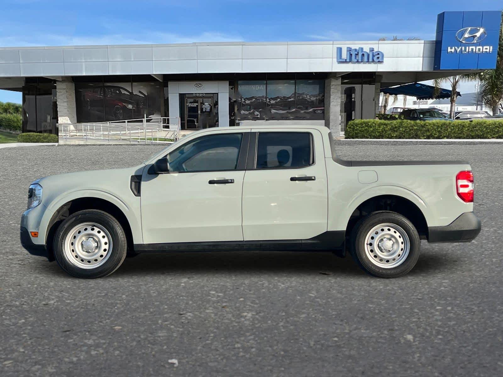 Thumbnail: 2022 Ford Maverick - 5