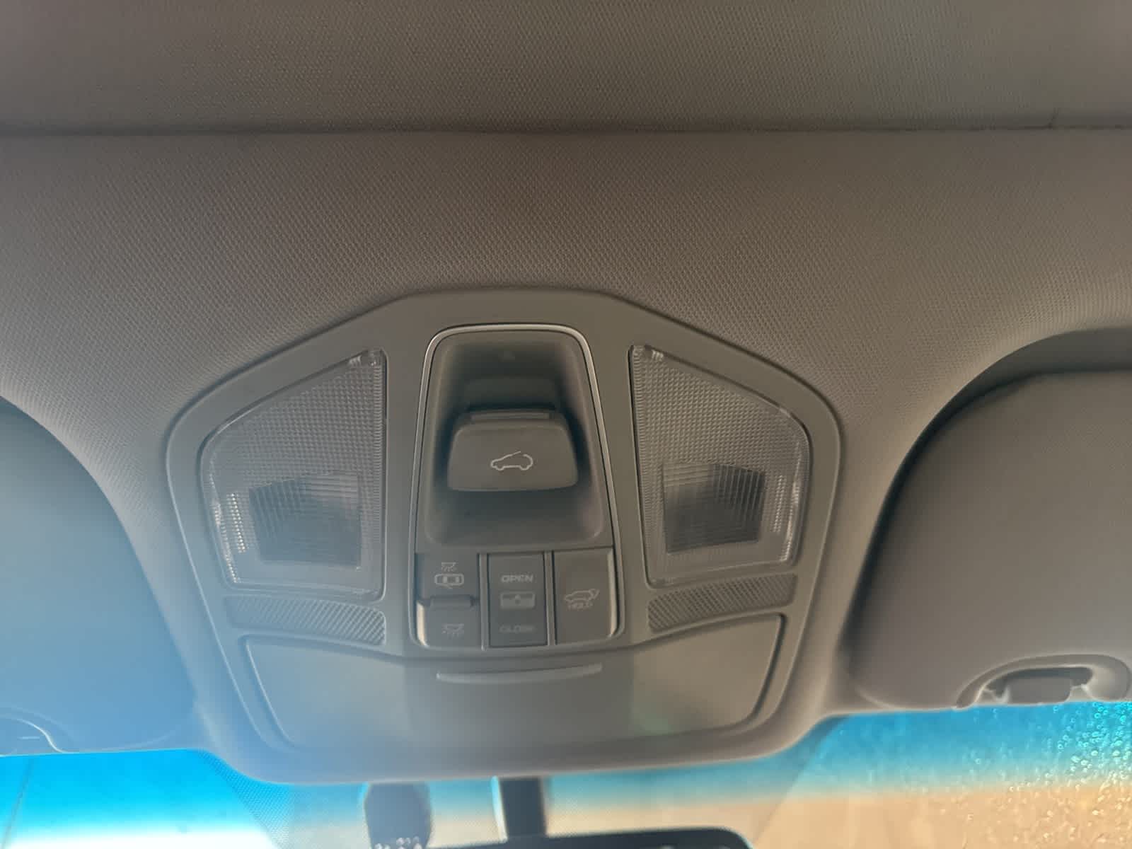 Thumbnail: 2017 Hyundai Santa Fe - 28