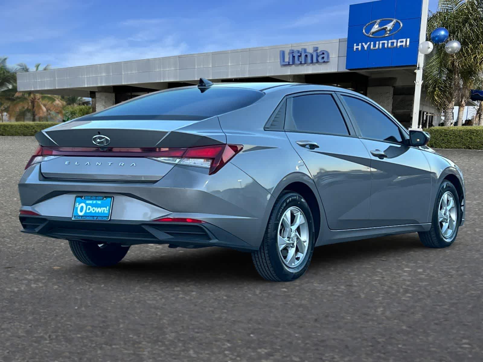 Thumbnail: 2021 Hyundai Elantra - 3