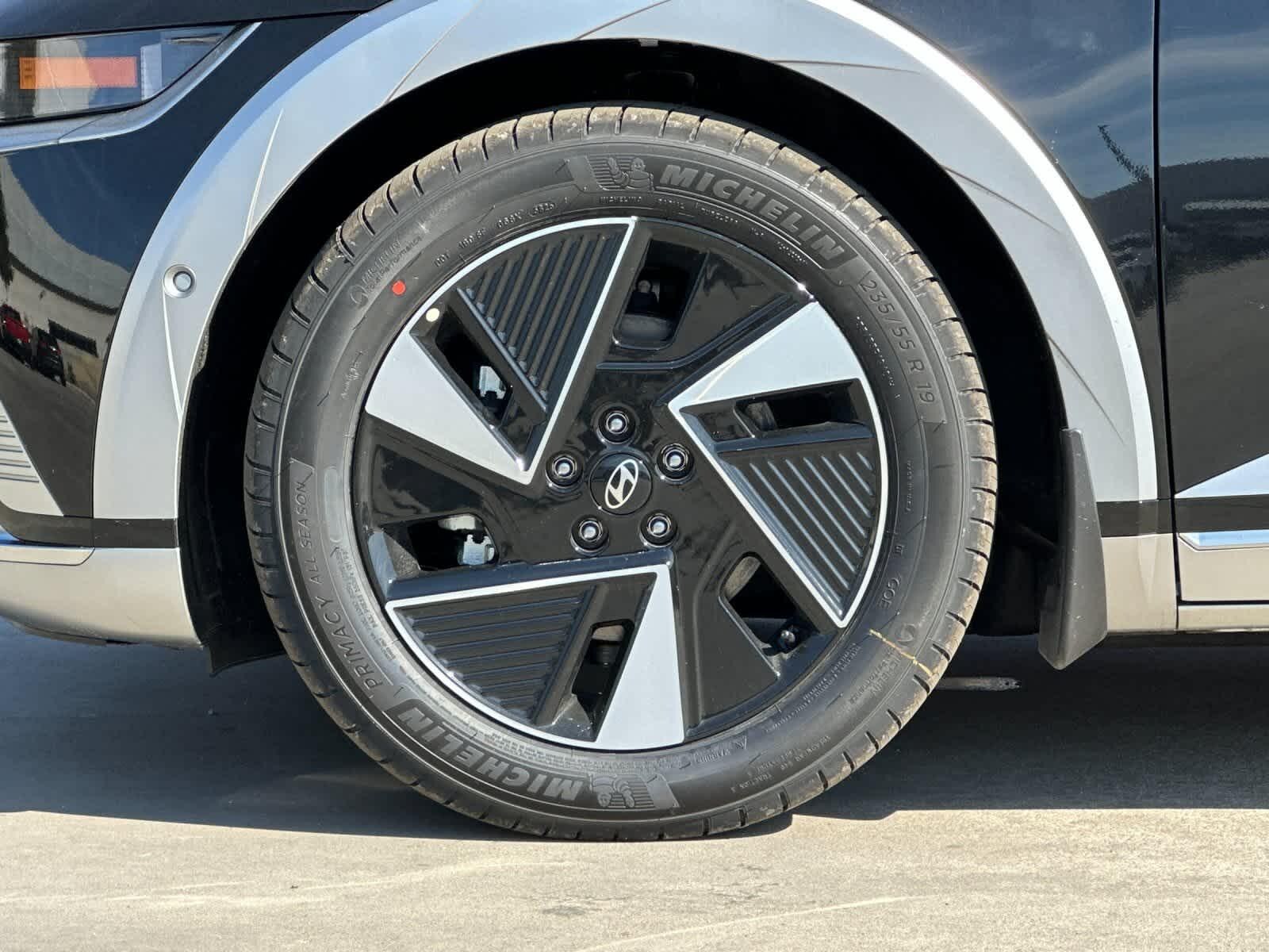 Thumbnail: 2026 Hyundai Ioniq 5 - 25