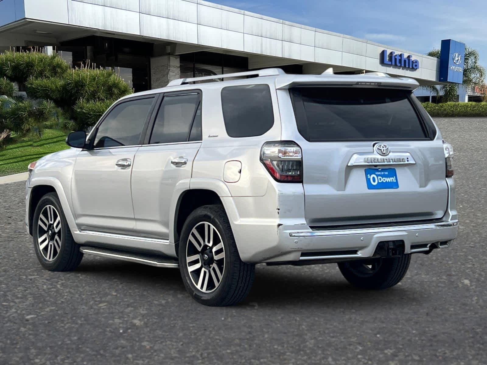 Thumbnail: 2016 Toyota 4Runner - 6