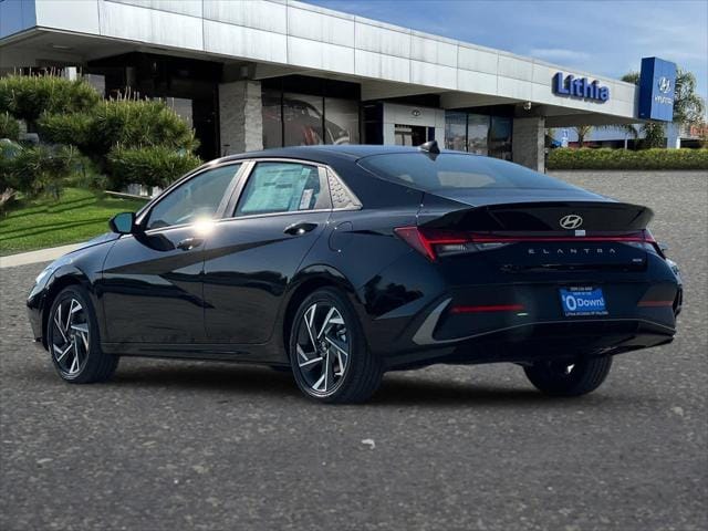 2025 Hyundai Elantra Sport 7