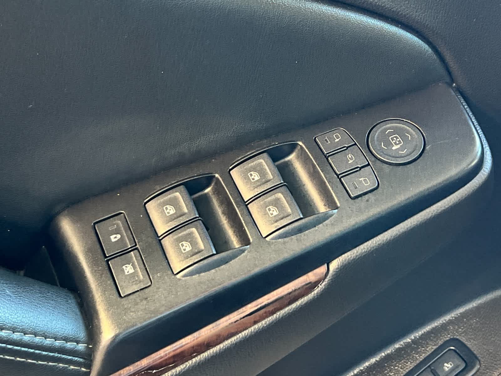 Thumbnail: 2017 GMC Yukon XL - 13